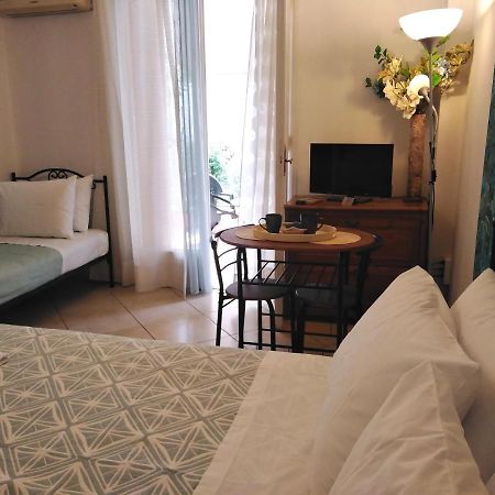 La Casa Di Maria Apartment เอเธนส์ ภายนอก รูปภาพ
